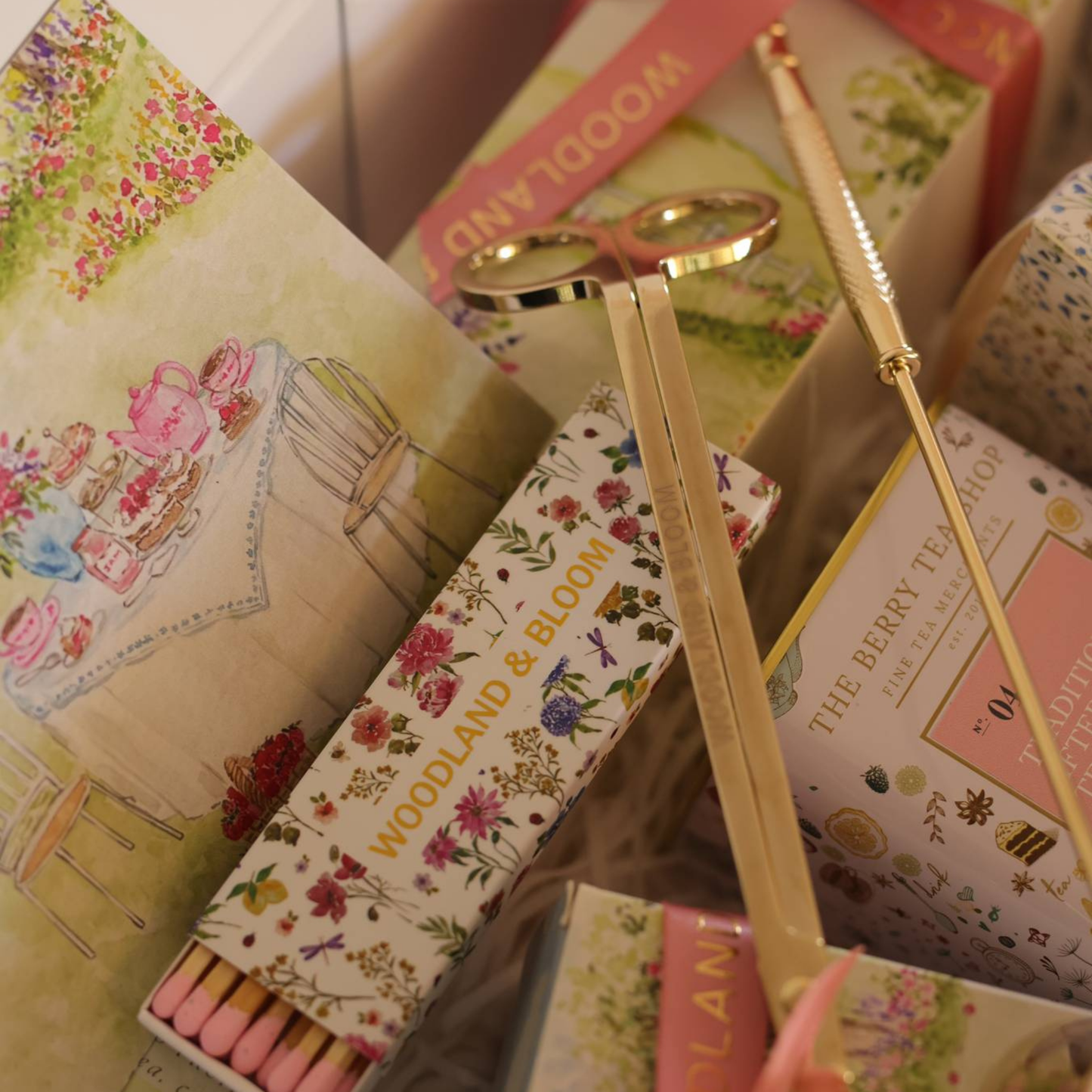 Afternoon Petals Gift Box